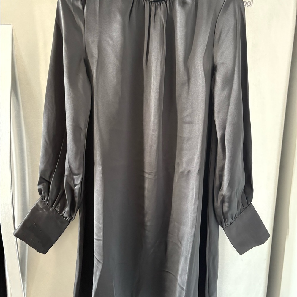 Elegant Black Long-Sleeve Dress